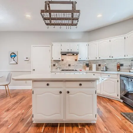 * *Astounding House **Perfect For Family And Friends , Pool , Hot Tub, & Game Room Allen Exterior photo